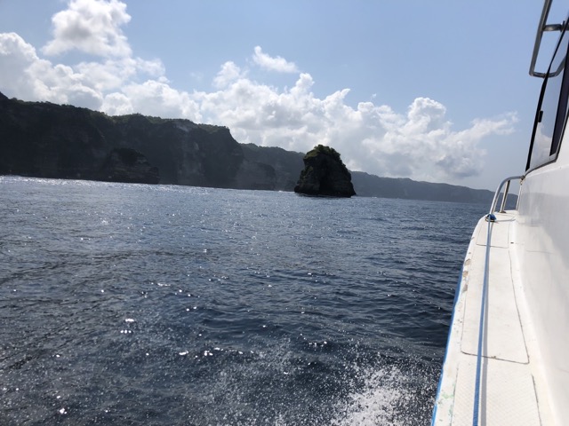 Approaching the first dive site at Nusa Penida