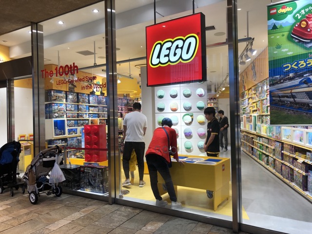 The 100th LEGO Store