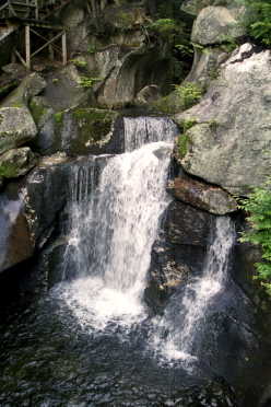 [16-lostriver-waterfall1.jpg]