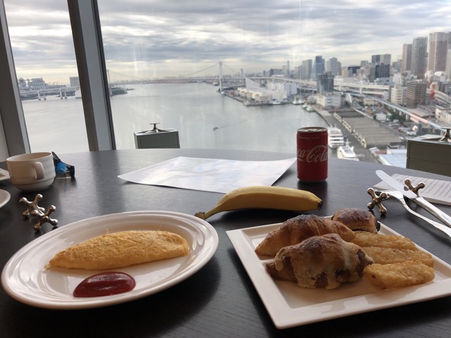 Breakfast at the Intercontinental overlooking Tokyo Bay
