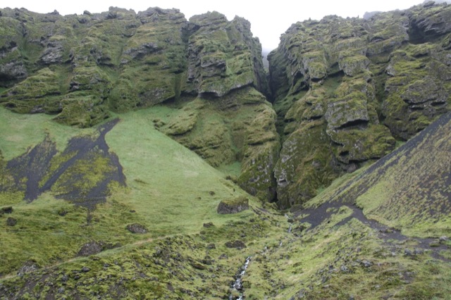 Rauðfeldsgjá Gorge