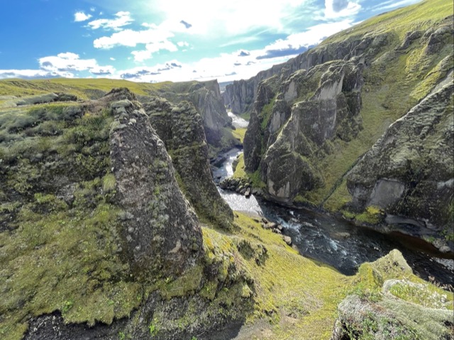 Fjaðrárgljúfur Canyon from the top
