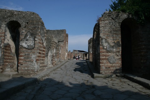 Herculaneum Gate to the city