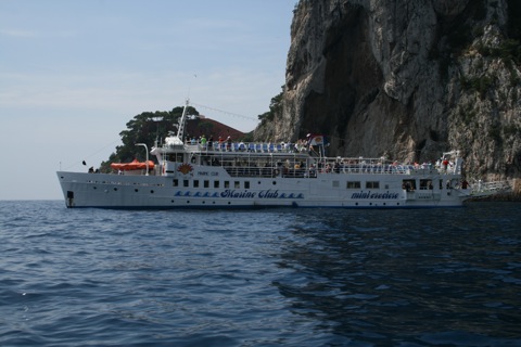 Marine Club mini cruise boat
